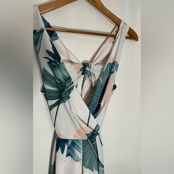 L’ATISTE by Amy Palm Print Maxi Dress Jumpsuit Size Small - Picture 8 of 16